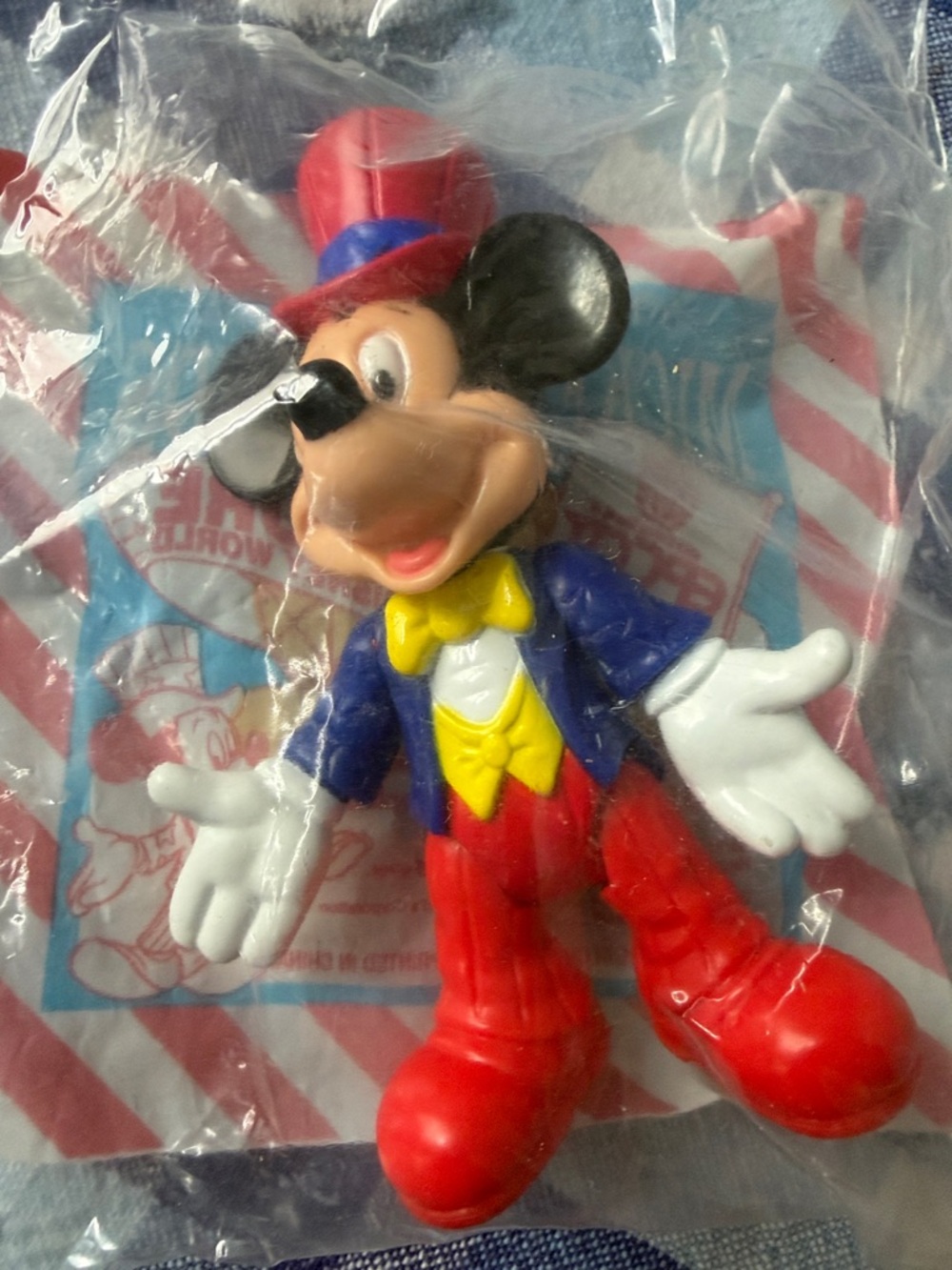 McDonald's Mickey & Friends EPCOT Adventure Happy Meal Toy